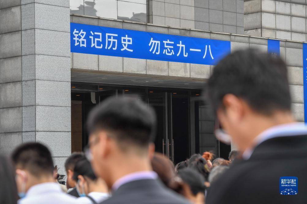 宾利棋牌技巧